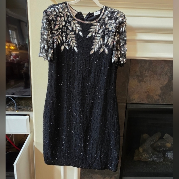 Night VOGUE Elegant Black Sequin SILK  Dress L - Picture 1 of 9